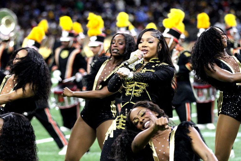 GloRilla & Juvenile Bring Star Power To Bayou Classic Halftime