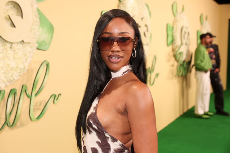 The Baddie Drake Slid $10K To In Houston