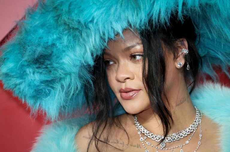 Rihanna Celebrates Her Classic ‘ANTI’ Album 10 Years Later