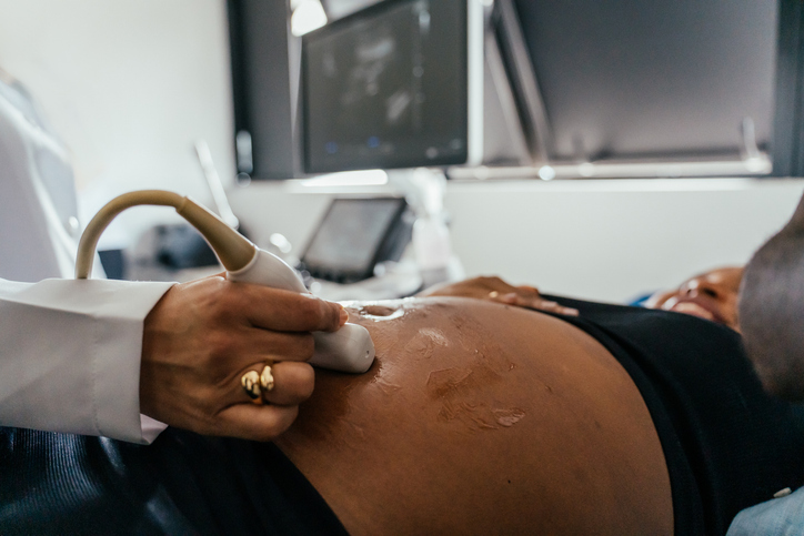 Midwife Dies After Childbirth: A Tragic Story