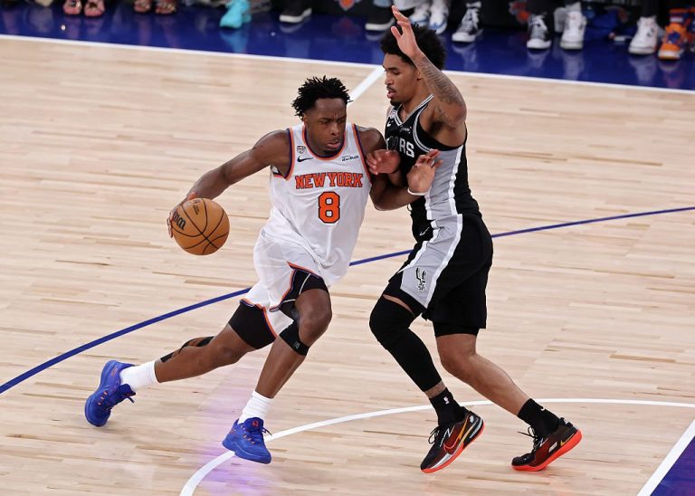 Spurs Lose To Knicks In Epic NBA Finals Game 4 Collapse