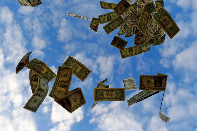 Philippines’ dollar reserves slump to 16-month low at end-May