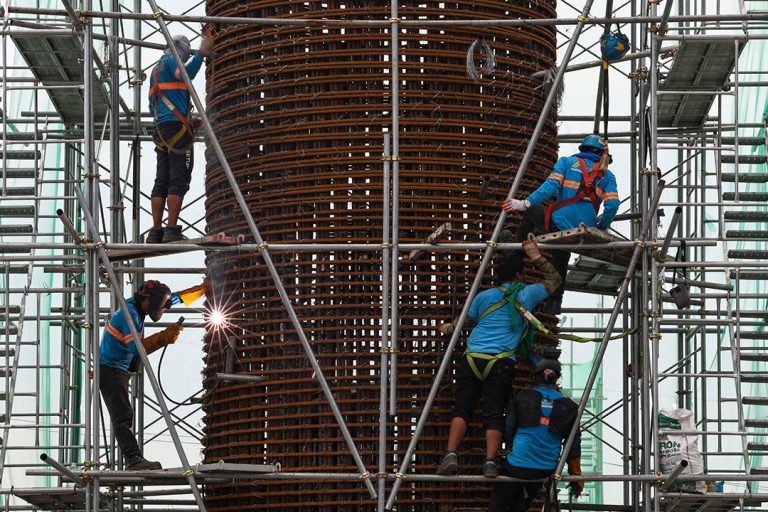 Metro Manila gets P85 daily wage hike