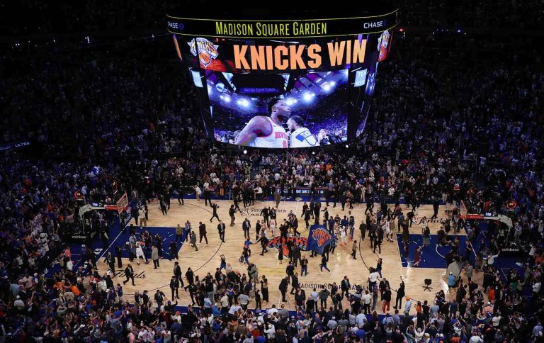 With the Trump Stench Gone, the Knicks Make History
