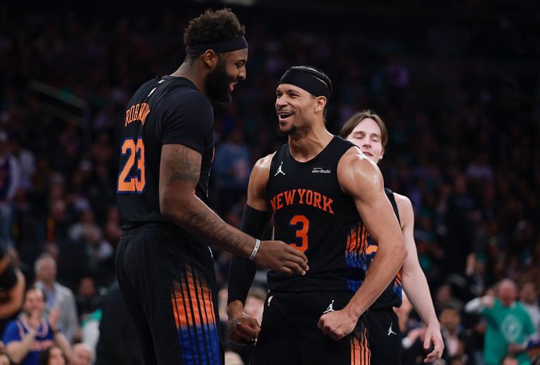 Josh Hart Congratulates Mitchell Robinson On Celtics Contract
