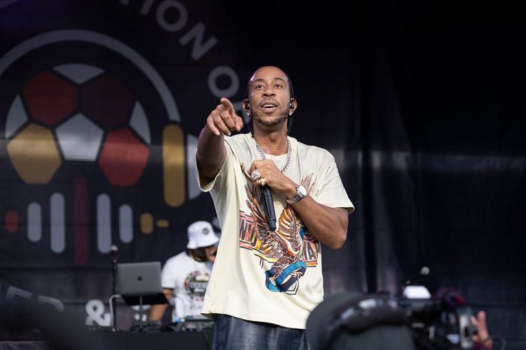 Ludacris On Social Media Calling “Roll Out” The “Nosey” Song