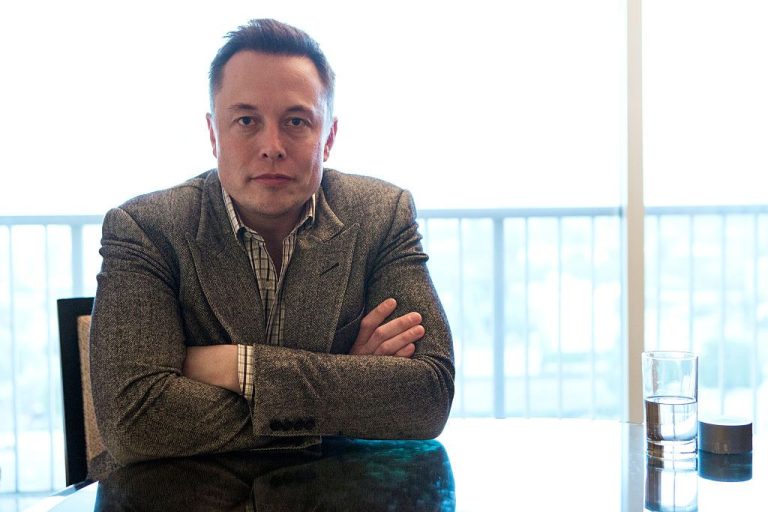 Elon Musk Demands Derek Chauvin Be Released From Prison