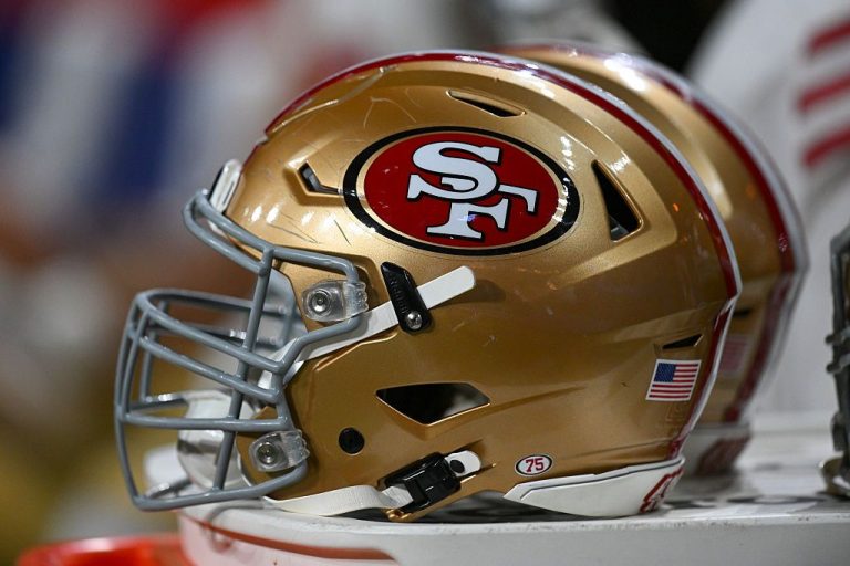 49ers Coach Trolls Daejon Love On Instagram